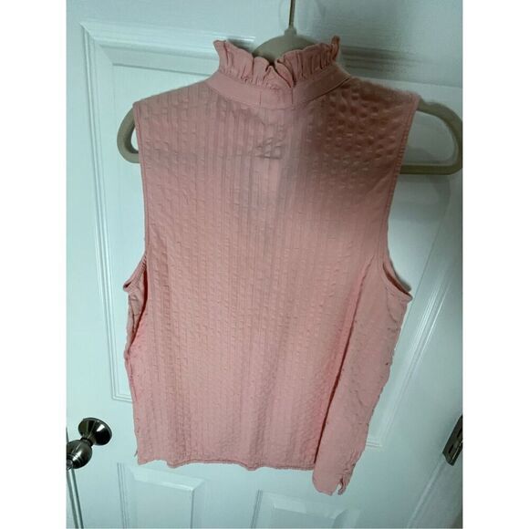 Crown & Ivy women’s sleeveless blouse pink NWT medium - Picture 2 of 7